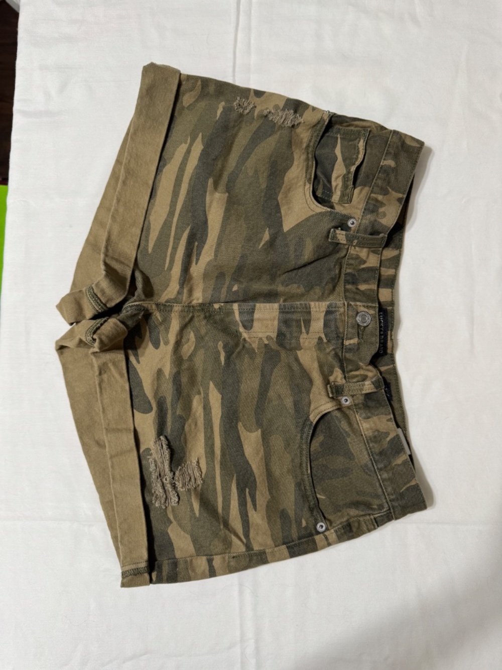 Lucky Brand Mid Rise Relaxed Short Destructed Size 12 / 31